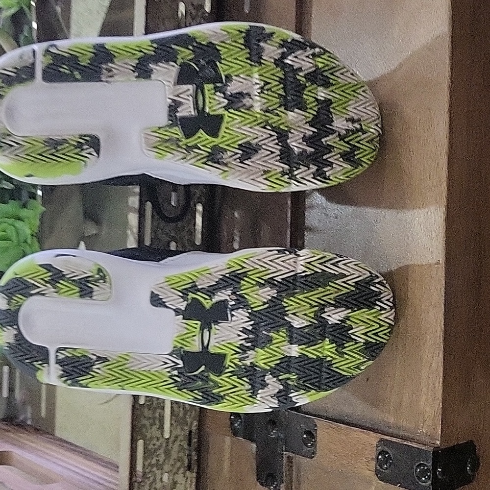 Under Armour Unisex Grade School Lockdown 5 Running Shoes - Picture 4 of 5